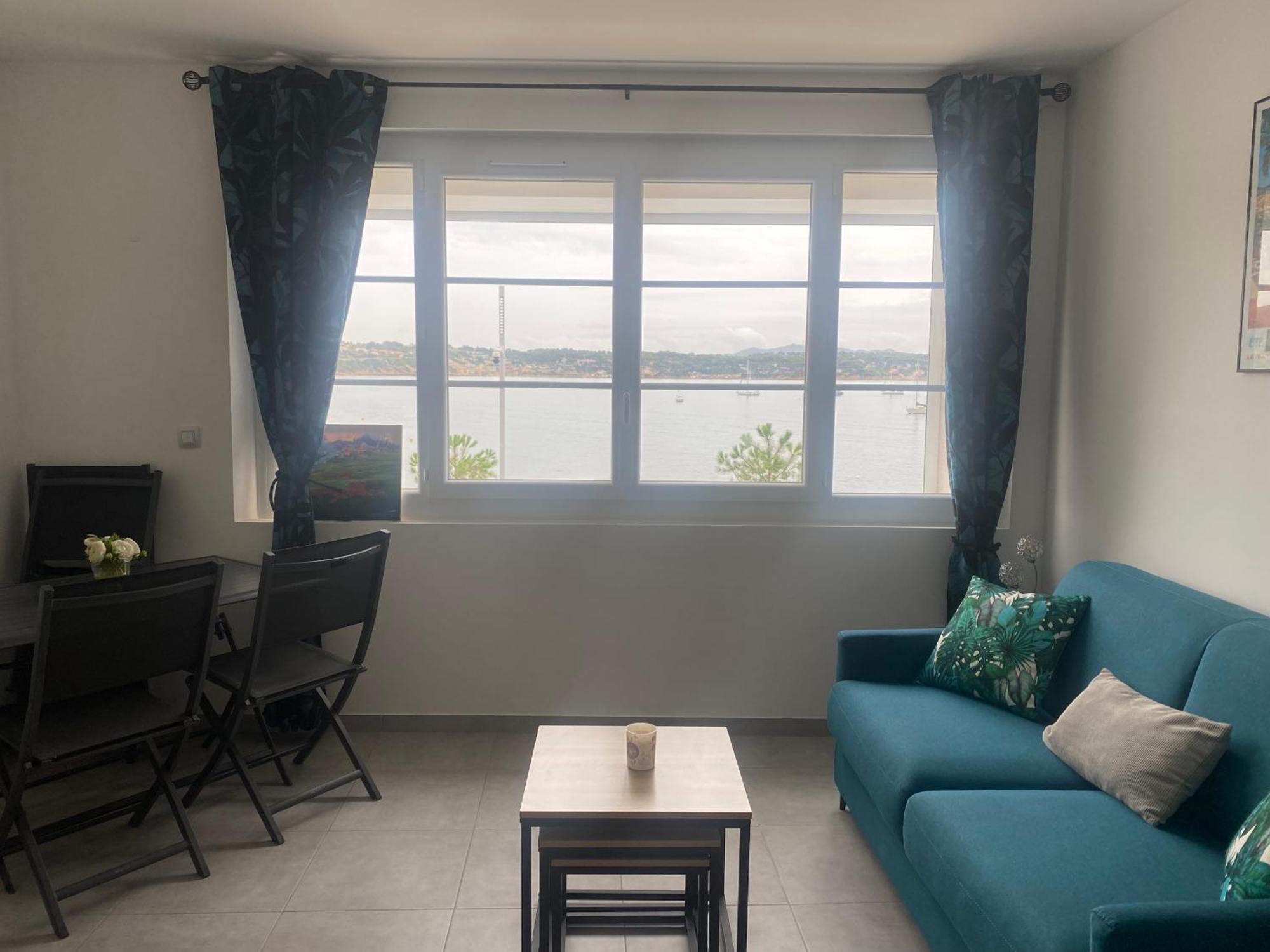 Splendide Studio Miramar Vue Mer Avec Terrasse Bandol Eksteriør billede